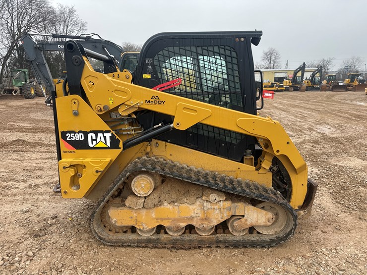 2017-caterpillar-259d-image-6