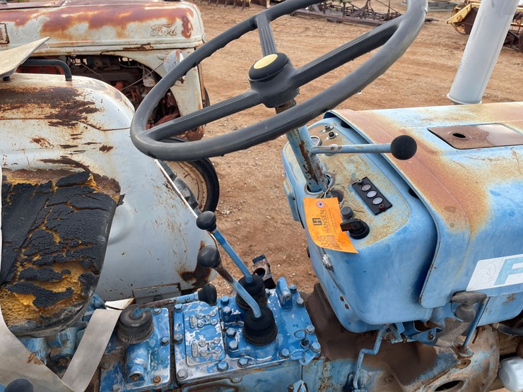 ford-tractor-image-14