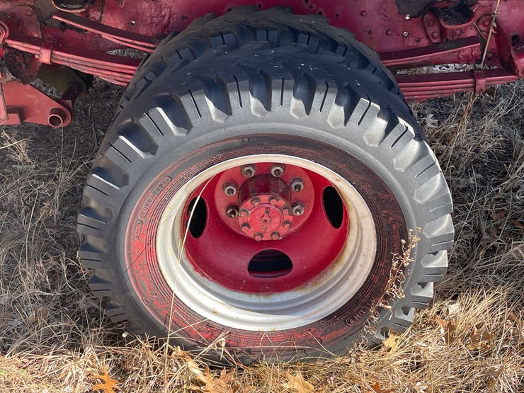 1976-ford-f350-image-13