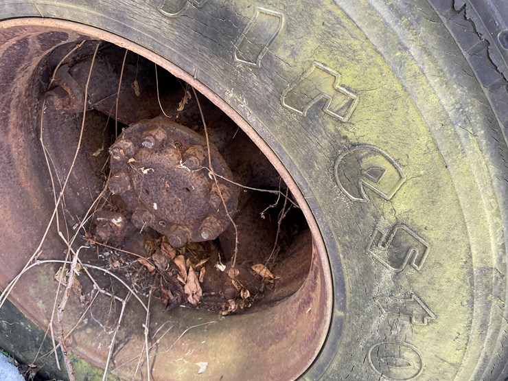 #13014-•-1976-ford-dump-truck-(has-wi-title)-image-56