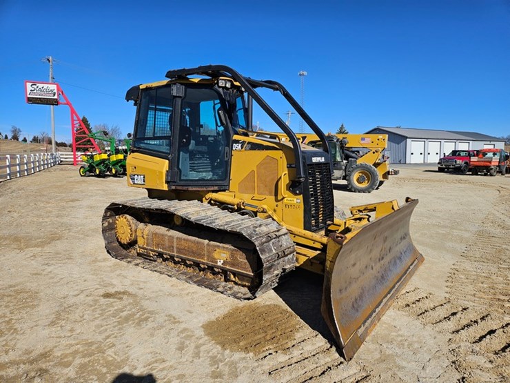 caterpillar-d5k-lgp-image-7