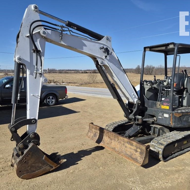2014 BOBCAT E42