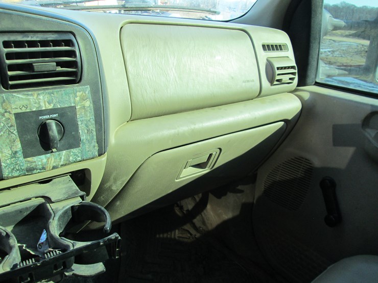 2005-ford-f350-image-30