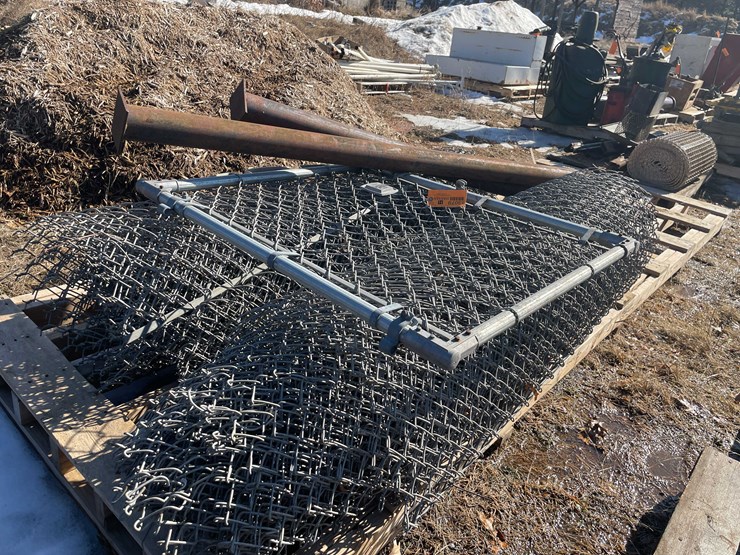 #13079-•-chain-link-fencing-image-4