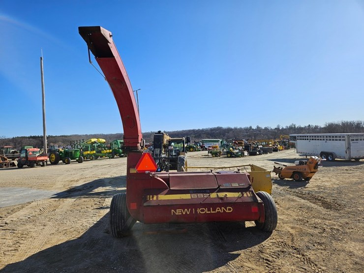 new-holland-892-image-4