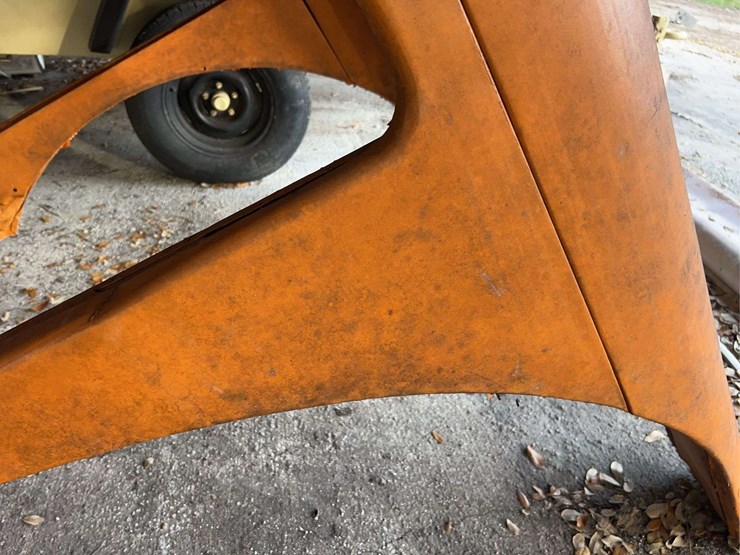 minneapolis-moline-udlx-cab-image-36