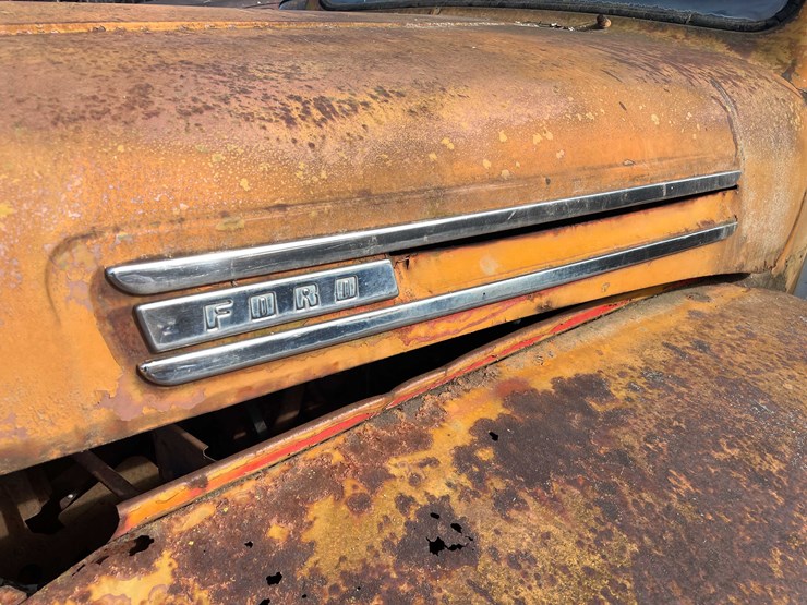 #13026-•-(1)-vintage-truck-and-(2)-vintage-cars-(no-title)-image-13