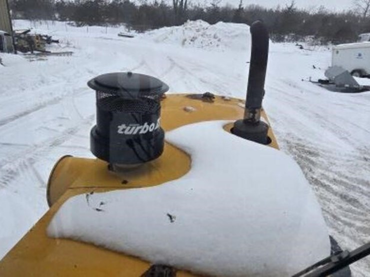 1986-champion-740-image-30