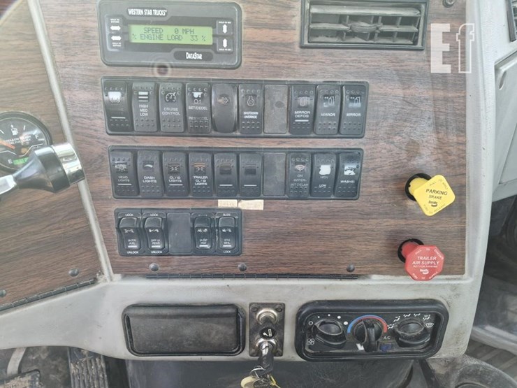 1994-western-star-semi-tractor-9209-image-15