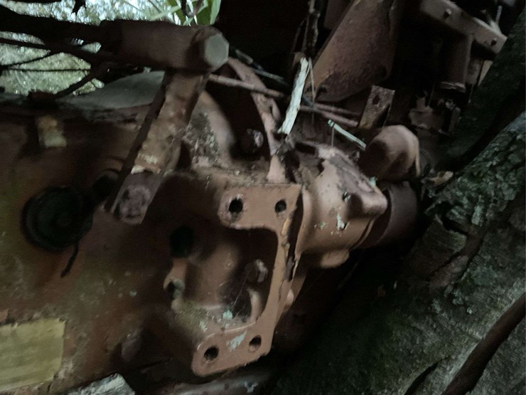 minneapolis-moline-jet-star-orchard-parts-tractor-image-11