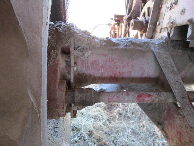 case-ih-1680-image-25