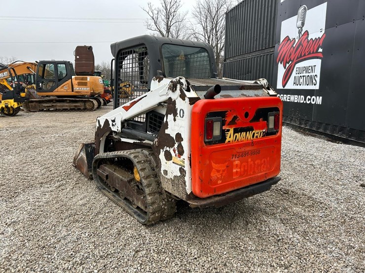 2017-bobcat-t450-image-2