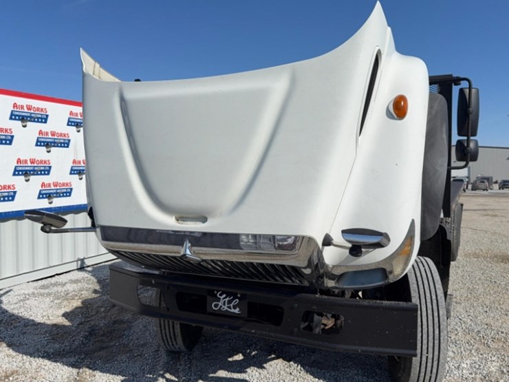 2007-international-7400-image-44