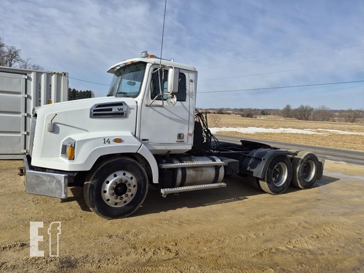 1994-western-star-semi-tractor-9209-image-10