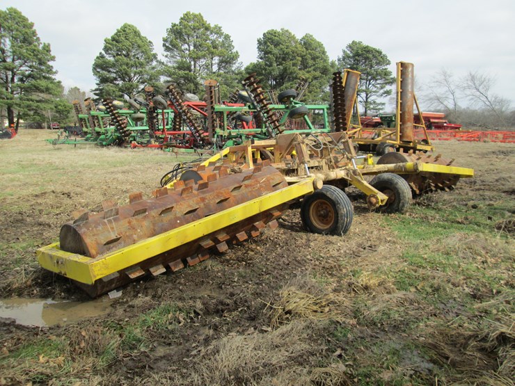 #27325-•-32'-folding-stubble-roller-image-4