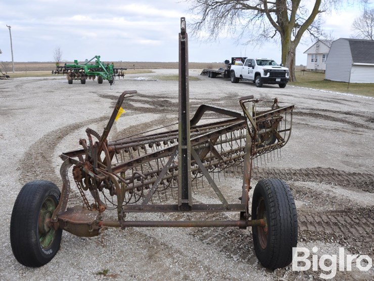 david-bradley-4-bar-basket-rake-image-2