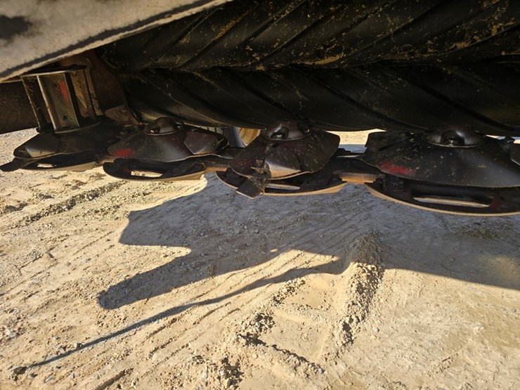 new-holland-h7230-image-21