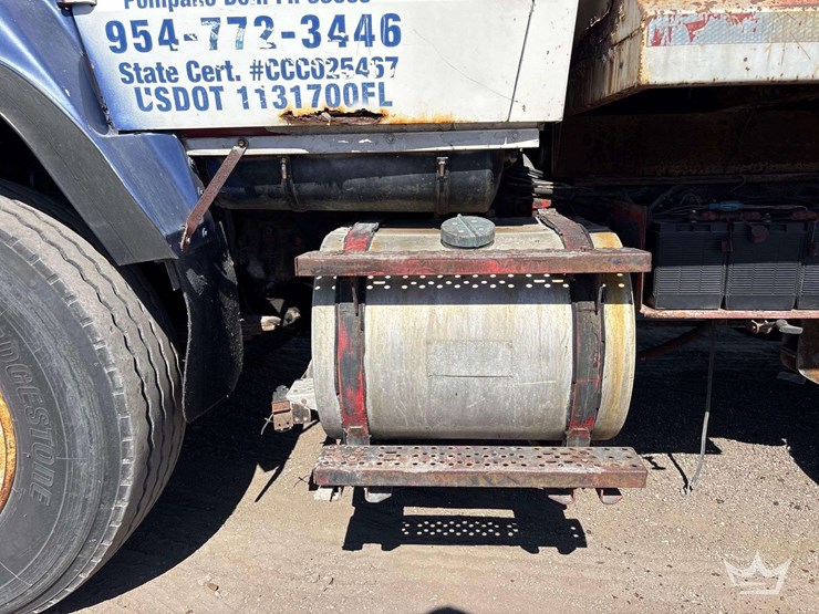 1993-ford-ls9000-image-21