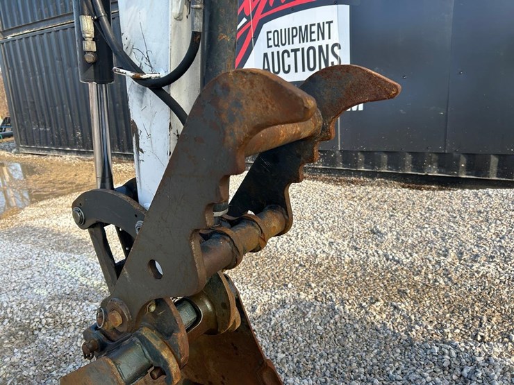 2019-bobcat-e35i-image-9