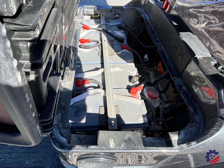 unused-2025-sdlanch-sdlgc80-golf-cart-image-25