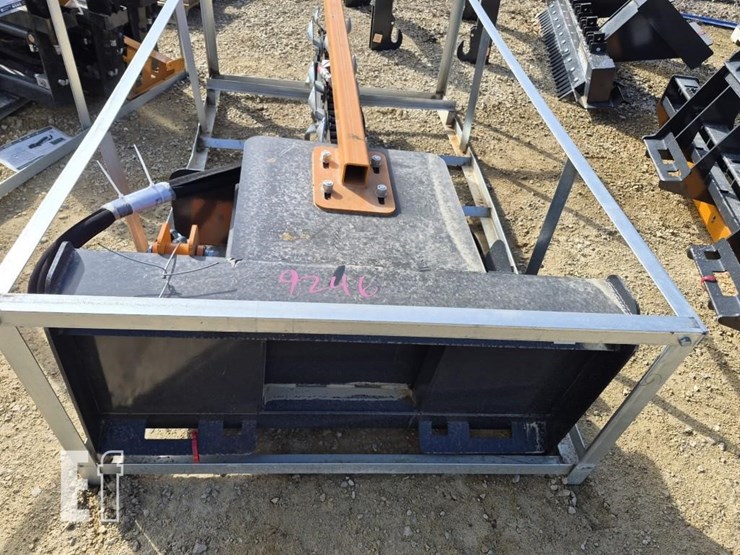 wolverine-tcr-12-48h-trencher-image-2