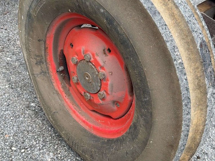 massey-ferguson-98-image-37