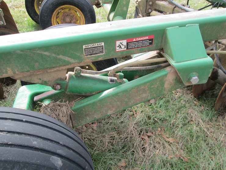 john-deere-637-image-19