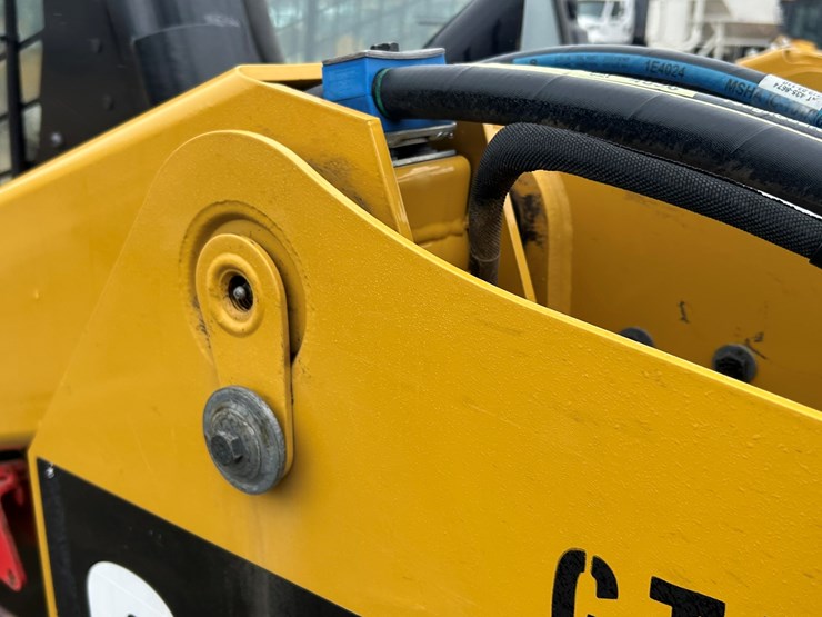 caterpillar-279d-image-17