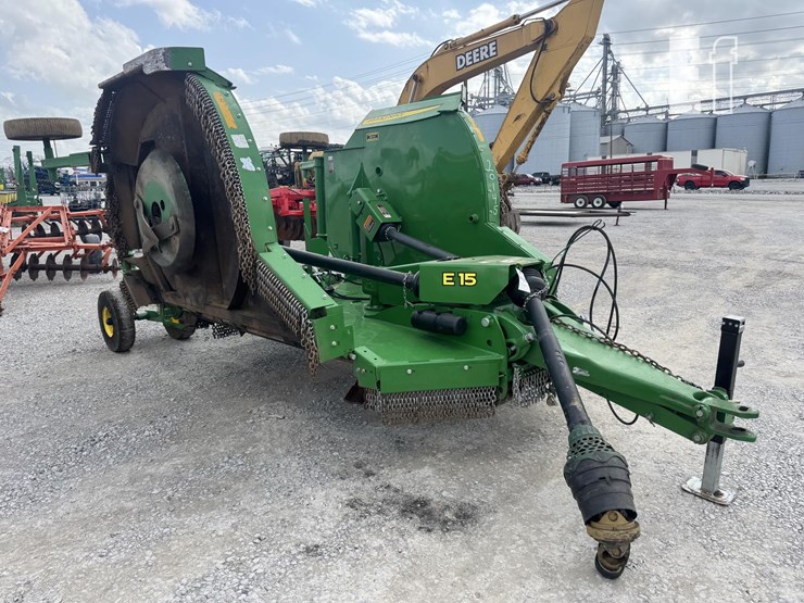 john-deere-e15-image-3