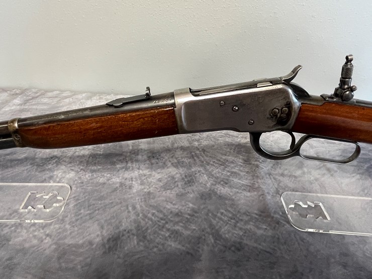 #1506-•-1920-winchester-1892-carbine,-lever-action-rifle,-sn:-881072-(arcadia,-wi)-image-7