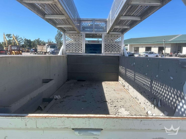 2013-ford-f450-image-18