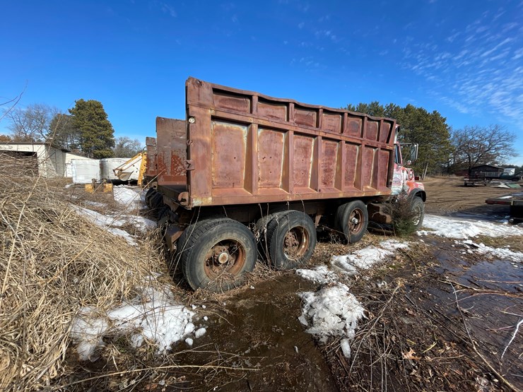 #13014-•-1976-ford-dump-truck-(has-wi-title)-image-5