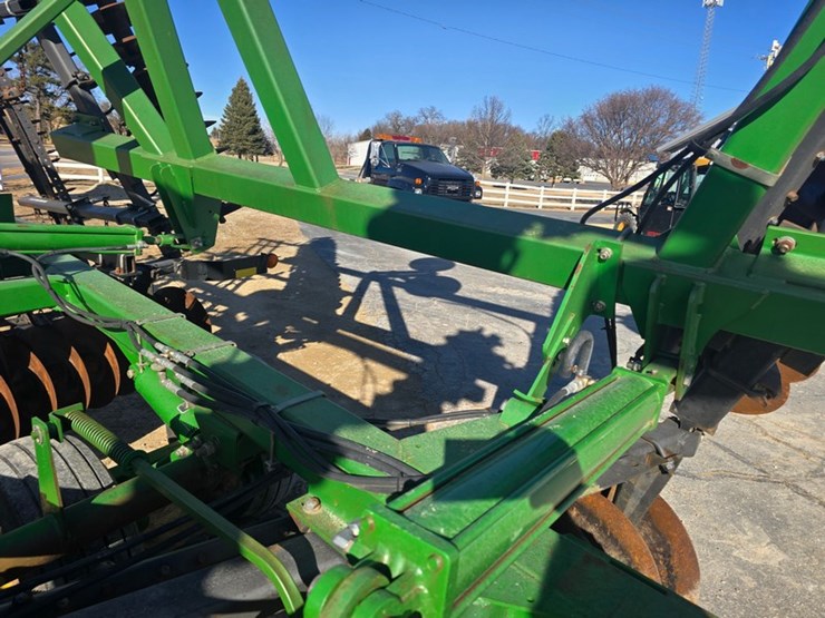 john-deere-35-image-16