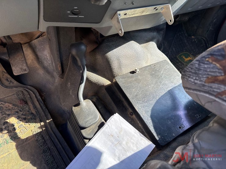 2011-ford-f550-xl-image-25