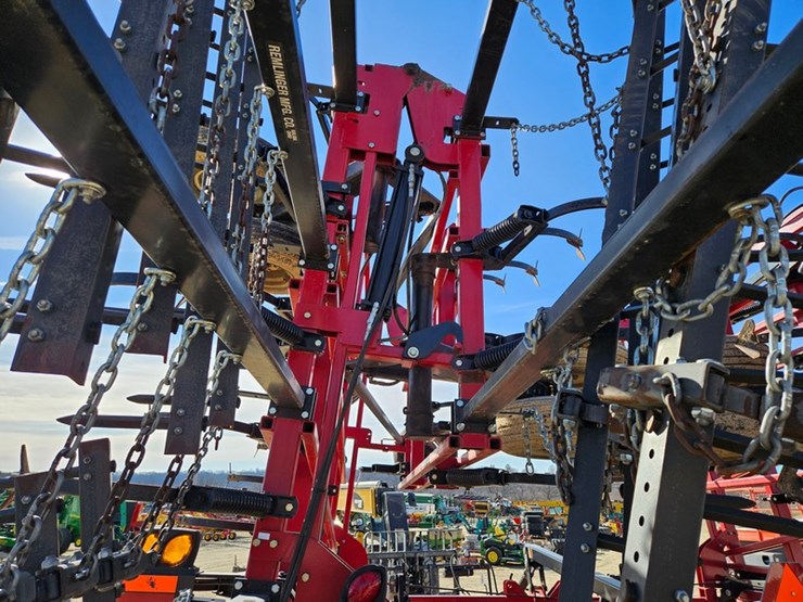 case-ih-200-image-22