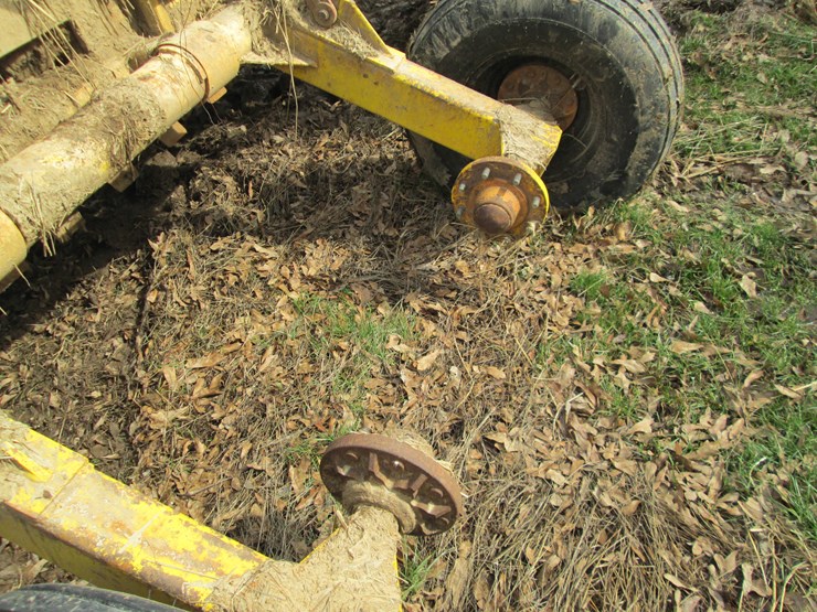 #27325-•-32'-folding-stubble-roller-image-10