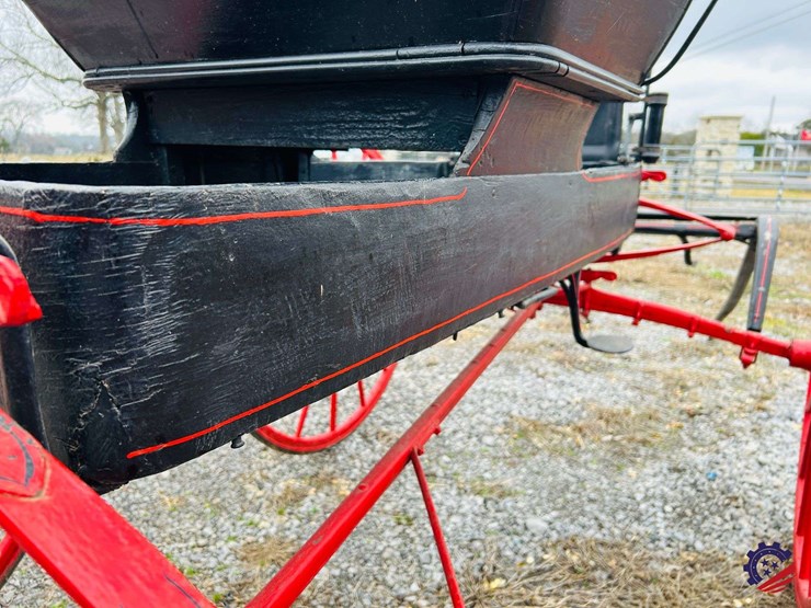 vintage-doctor’s-buggy-image-26