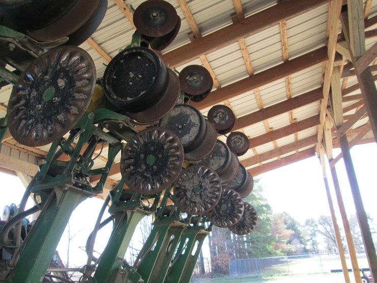 john-deere-1790-image-21