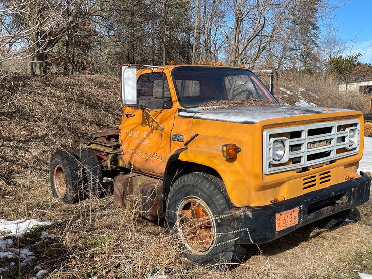 #13018-•-1974-gmc-6500-tractor-(has-wi-title)-image-3