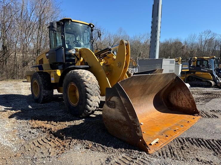 2016-caterpillar-938m-image-7