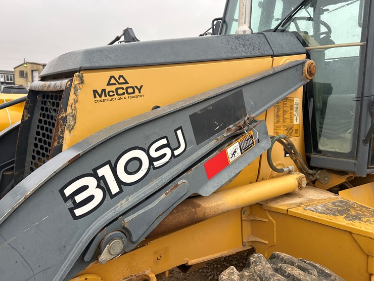 2011-deere-310sj-image-18