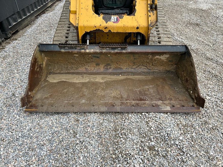 2019-caterpillar-279d3-image-8