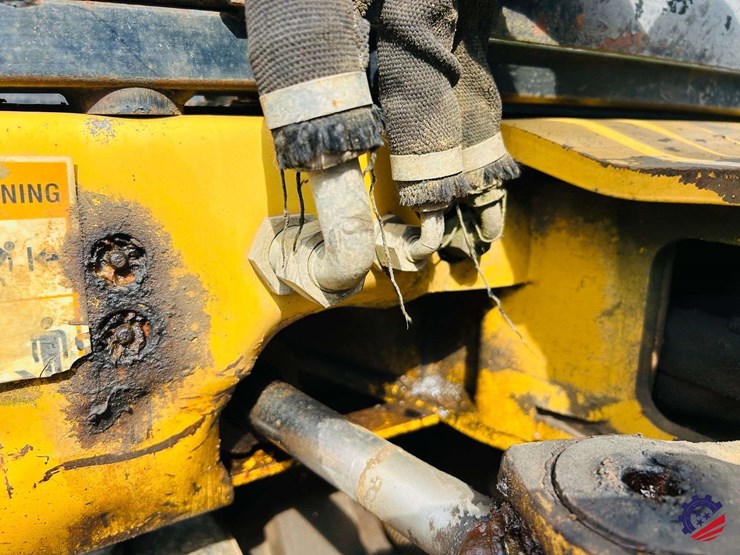 2002-caterpillar-301.5-image-39