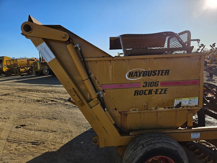 haybuster-3106-image-27