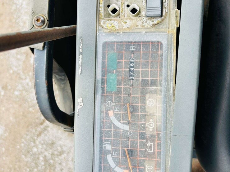 2002-caterpillar-301.5-image-63