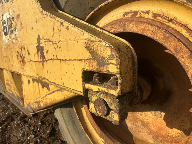 caterpillar-621b-image-53