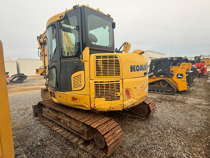 2017-komatsu-pc88mr-10-image-3