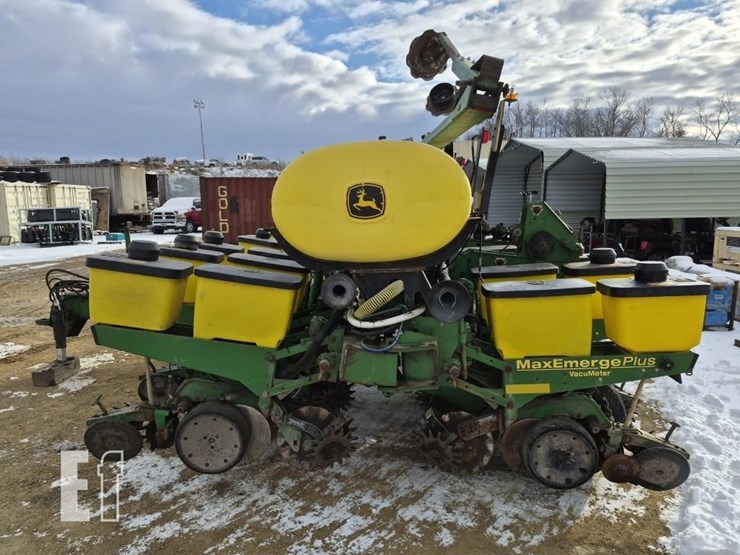 john-deere-1760-image-10
