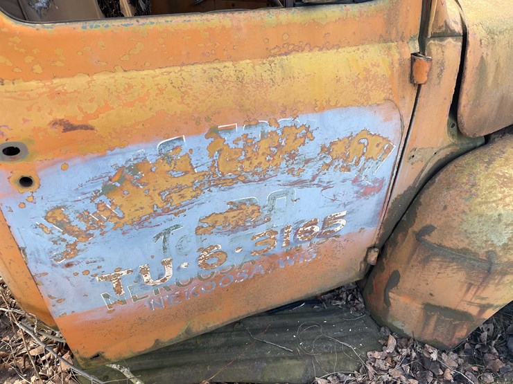 #13026-•-(1)-vintage-truck-and-(2)-vintage-cars-(no-title)-image-22