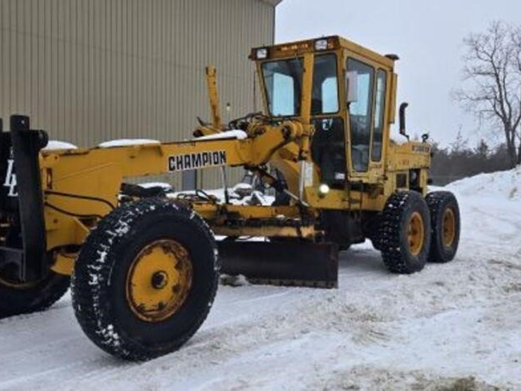 1986-champion-740-image-1